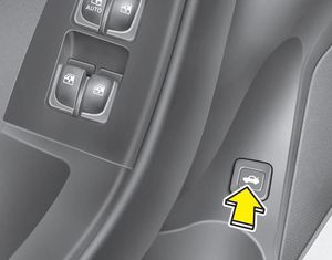 To open the trunk lid without using the key, push the trunk lid release button.